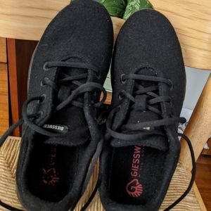 Wool walking shoes by Giesswein